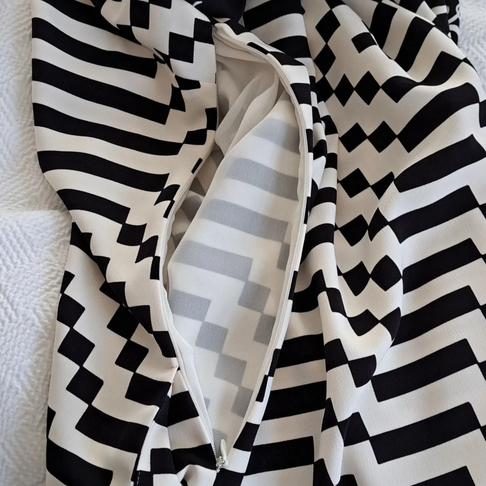 Weekend‎ Max Mara Womens Black/Cream Geometric Print Shift Dress 6